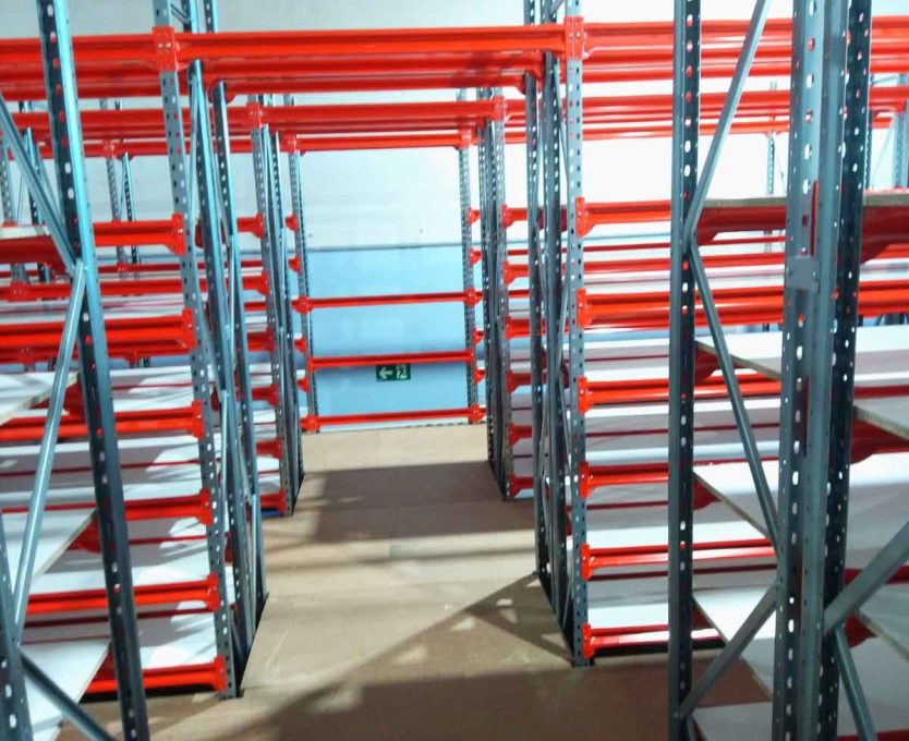 Estanteria-picking-con-pasillos-elevados